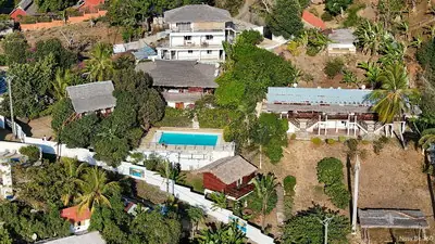 Propriété de 3 418m² cloturée